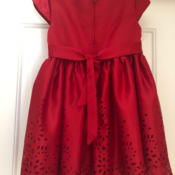 Size 4T - Picture 2 of 2